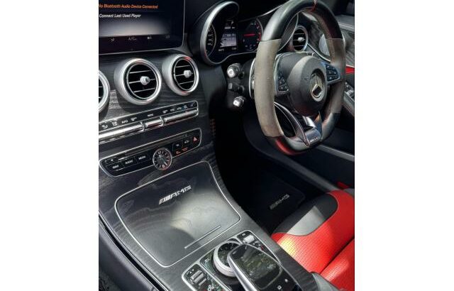 Vende-se Mercedes Benz C63s 2016 recém chegado