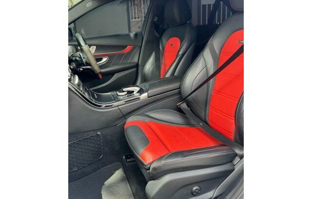 Vende-se Mercedes Benz C63s 2016 recém chegado