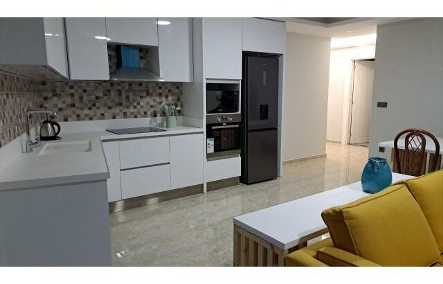 Vende-se e arrenda-se Luxuoso Apartamento T2 mobilado no Park Moza