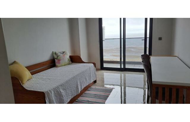 Vende-se e arrenda-se Luxuoso Apartamento T2 mobilado no Park Moza