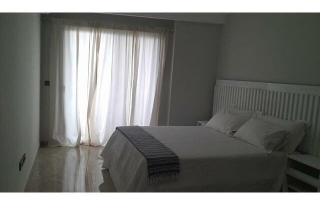 Vende-se e arrenda-se Luxuoso Apartamento T2 mobilado no Park Moza