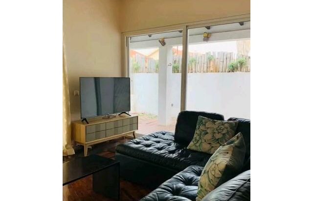 Vende-se super Moradia T3 no condomínio Casa própria na sommerschield II