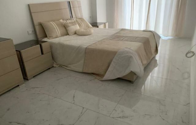 Arrenda-se Luxuoso Apartamento T4 mobilado no condomínio Palmar
