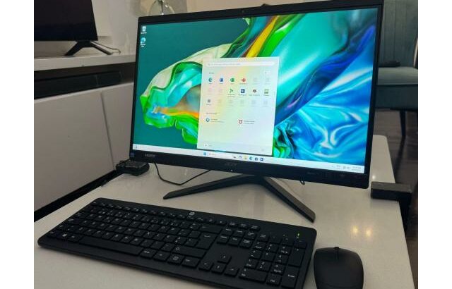 Acer ALL IN ONE C22  Intel Core i5-1235U
