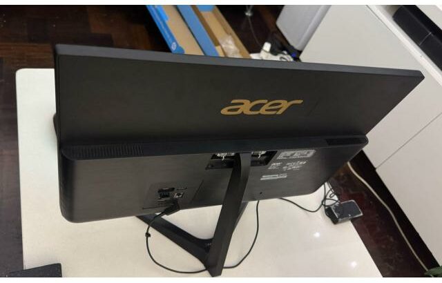 Acer ALL IN ONE C22  Intel Core i5-1235U
