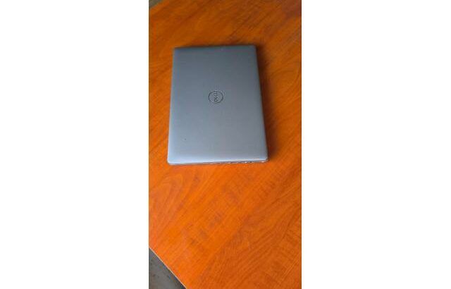 Laptop Latitude 5400, i5-8th GEN.
