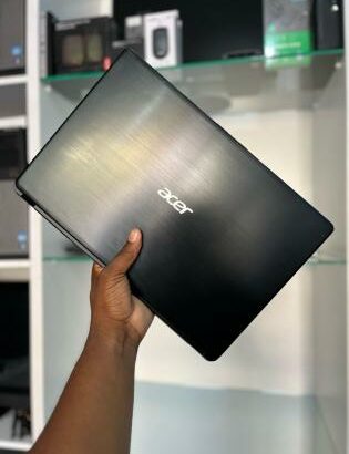 Acer Aspire 5 i5 8th 256GB SSD 1TB HDD 8GB RAM Nvidia Mx 150 2GB
