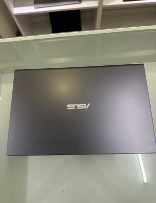 ASUS Vivobook Celeron N4020 4GB RAM 256GB SSD