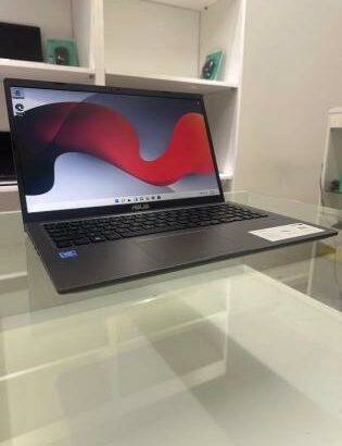 ASUS Vivobook Celeron N4020 4GB RAM 256GB SSD