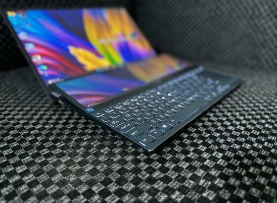 Asus Zenbook Duo 14 UX482EG 14” FHD Touch i7 11th 16GB RAM 512GB SSD Nvidia GeForce MX450 2HB