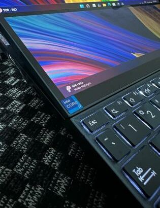 Asus Zenbook Duo 14 UX482EG 14” FHD Touch i7 11th 16GB RAM 512GB SSD Nvidia GeForce MX450 2HB