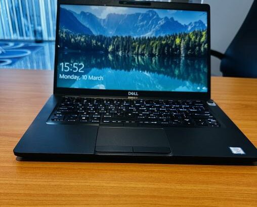 Dell Latitude 5400 Ultrabook Machine  Tela Touchscreen  Intel Core I5-8365U 1.90 GHZ (8 CPUs) 16 GB DDR4 SDRAM  256 GB SSD NVMe  Intel UHD Graphical