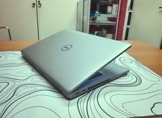 Dell Latitude 5430 Intel Vapor i7 12th 16GB RAM 512GB SSD Com Caixa