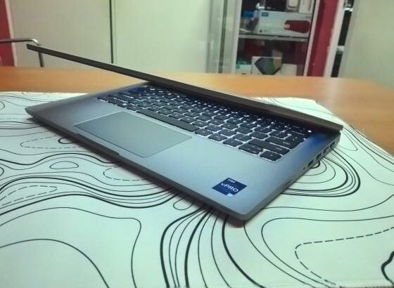 Dell Latitude 5430 Intel Vapor i7 12th 16GB RAM 512GB SSD Com Caixa