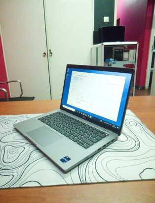 Dell Latitude 5430 Intel Vapor i7 12th 16GB RAM 512GB SSD Com Caixa