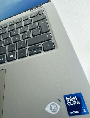 Dell Latitude 5450 UltraBook Machine 13TH Gen ,Intel® Core™ Ultra 5 125U (12 MB cache, 12 cores, 14 threads, up to 4.3 GHz Turbo), Memory:16 GB DDR5 S