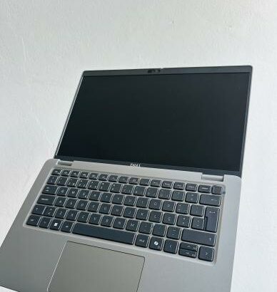 Dell Latitude 5450 UltraBook Machine 13TH Gen ,Intel® Core™ Ultra 5 125U (12 MB cache, 12 cores, 14 threads, up to 4.3 GHz Turbo), Memory:16 GB DDR5 S