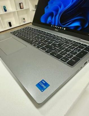 Dell Latitude 5520 i5 11th 8GB RAM 256GB SSD