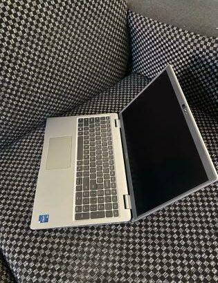 Dell Latitude 5540 i7 13th 512GB SSD 32GB RAM 15.6