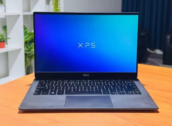 Dell XPS 13 9380 2in1 X360 UHD 4K Touchscreen i7 8th 16GB RAM 256GB SSD UHD 4K