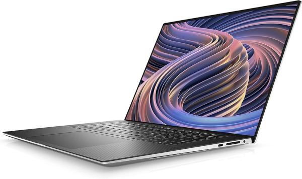 Dell Xps 15-9530 Core i7 13TH Gen 16GB Ram 512GB SSD 15.6” win11 ( selado )