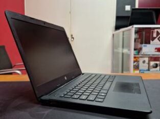 Hp 14 AMD A4-9125(Dual Core) 4GB RAM 64GB SSD