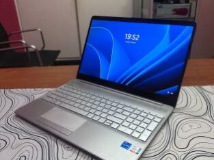 HP 15-dw3xx i5 11th 8GB RAM 256GB SSD 1TB JDD