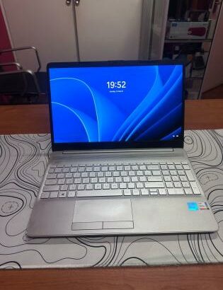 HP 15-dw3xx i5 11th 8GB RAM 256GB SSD 1TB JDD