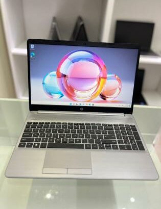 Hp 255 G8 AMD RYZEN 3 3500U 8GB RAM 256GB SSD