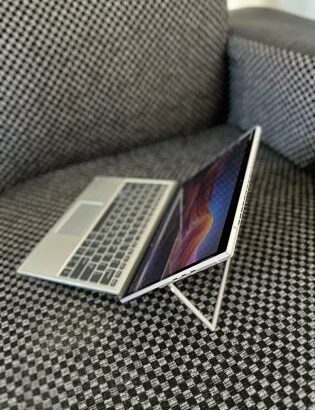 HP Elite X2 G8 Tablet 2in1 Touch Intel a pro i5 11th 16GB RAM 256GB SSD