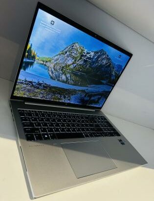 HP EliteBook 860 16 Inch G9 Notebook PC ,12TH Gen  intel Core i7-1270P (16CPUs) 2.20 GHZ ,32GB DDR5 SDRAM ,512 GB SSD NVMe,Intel Íris Xe Graphics , Fi