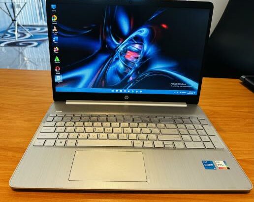 HP LapTop 15s-fq5xxx Notebook PC , intel Core i5-1235U (12 CPUs)1.30GHZ 12TH Gen , 8GB DDR4 SDRAM ,512 GB SSD NVMe , Intel Íris Xe Graphics, 15.6 Disp
