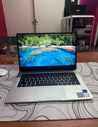 Huawei MateBook D14 i5 11th 8GB RAM 512GB SSD