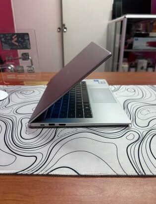 Huawei MateBook D14 i5 11th 8GB RAM 512GB SSD