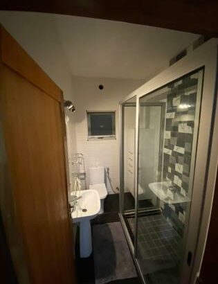 Vende se Apartamento Tipo 2+1 Próximo ao Restaurante Goa