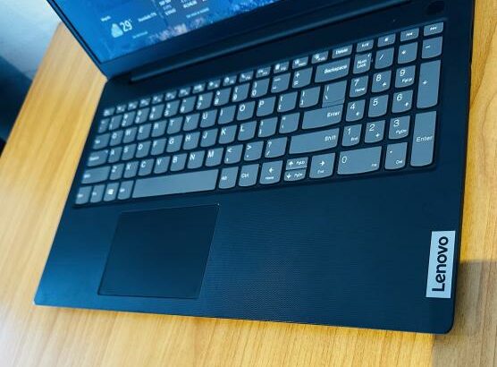 Lap Top Lenovo Ideapad V15 G2 ITL Notebook PC Intel Core I5-1135G7 2.40 GHZ (8 CPUs) 8 GB DDR4 SDRAM,512 GB SSD NVMe,15.6 polegadas , Teclado Contabil
