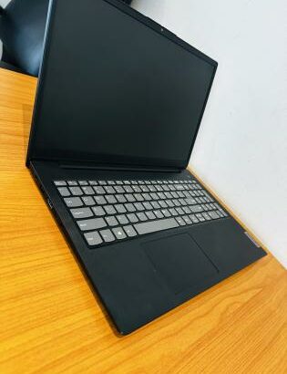 Lap Top Lenovo Ideapad V15 G2 ITL Notebook PC Intel Core I5-1135G7 2.40 GHZ (8 CPUs) 8 GB DDR4 SDRAM,512 GB SSD NVMe,15.6 polegadas , Teclado Contabil