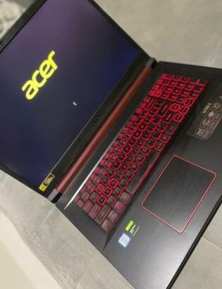 Laptop Gamar Acer nitro 5 i5 9th 16GB RAM 500GB SSD Nvidia GeForce GTX 1650 4GB