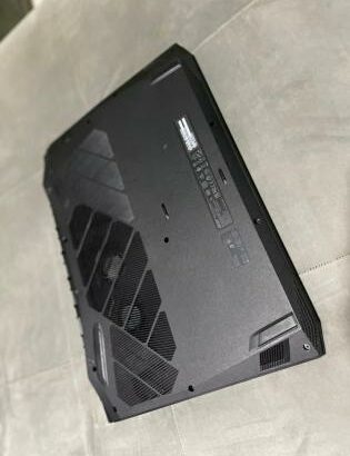 Laptop Gamar Acer nitro 5 i5 9th 16GB RAM 500GB SSD Nvidia GeForce GTX 1650 4GB