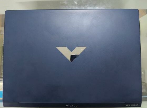Laptop Ganer Victus By HP 15 Ryzen 7-5800H 16GB RAM 512GB SSD RTX 3050Ti 4GB