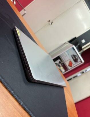 Lenovo Ideapad 1 AMD Ryzen 3 7320U 4GB RAM 256GB SSD