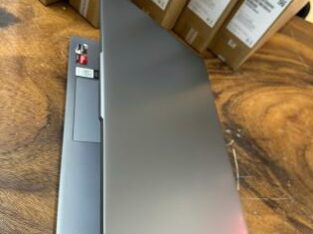 Lenovo Ideapad slim 3 15IAH8 Core i5-12450H 8GBRAM 512GB SSD 15.6” FHD Win 11 Home Selados Entregas e Garantia