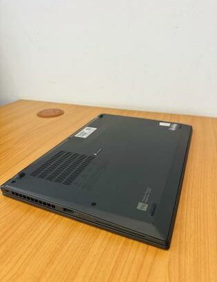 Lenovo ThinkPad T14S Lap Top Gráfico e Exclusivo , AMD Ryzen 7 PRO 6850U (16 CPUs) 2.70GHZ 32 GB DDR5 SDRAM 256 GB SSD NVMe 14“ inch Display 1920*1080