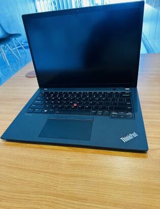 Lenovo ThinkPad T14S Lap Top Gráfico e Exclusivo , AMD Ryzen 7 PRO 6850U (16 CPUs) 2.70GHZ,32 GB DDR5 SDRAM,256 GB SSD NVMe,14“ inch Display 1920*1080