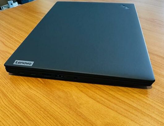 Lenovo ThinkPad T14S Lap Top Gráfico e Exclusivo , AMD Ryzen 7 PRO 6850U (16 CPUs) 2.70GHZ,32 GB DDR5 SDRAM,256 GB SSD NVMe,14“ inch Display 1920*1080