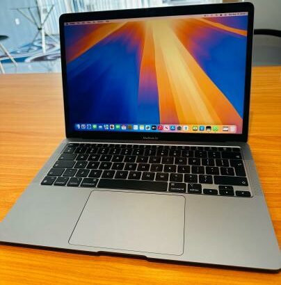 MacBook Air M1 2020 13.3 256GB SSD 8GB RAN