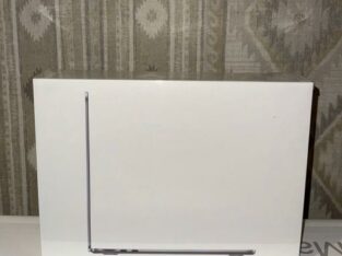 MACBOOK AIR M2 15″ CPU 8 CORE / GPU 10 CORE 8GB RAM 256GB SSD SELADOS