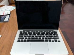 MacBook Pro Retina 2015 15.4” i7 16GB RAM 512GB SSD AMD Radeon R9 M370X 2GB