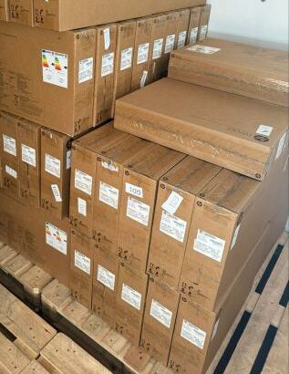MONITOR HP 24″  P24VG5 SELADOS