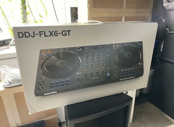 Pioneer DJ DDJ-FLX6 Black 4-channel DJ Controller for Rekordbox & Serato DJ Pro novo